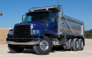 Freightliner 114SD Dump Truck